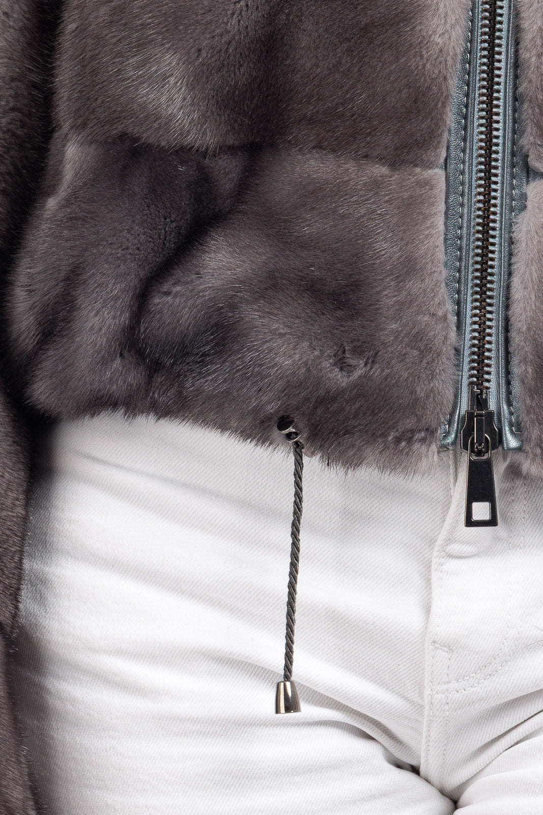 Giacca in pelliccia di Visone SILVER con cappuccio