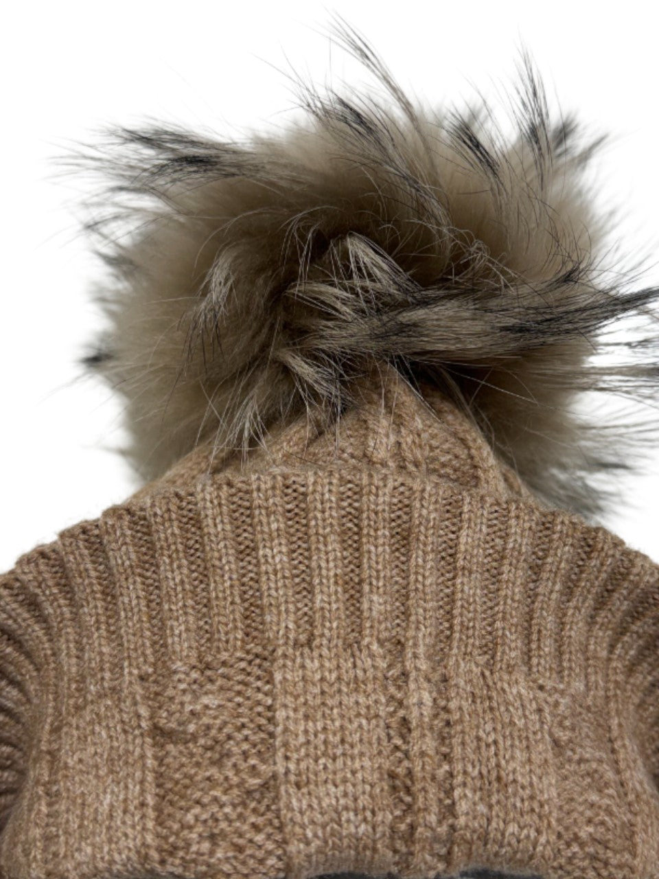 Berretto in lana int con pon pon in murmasky beige