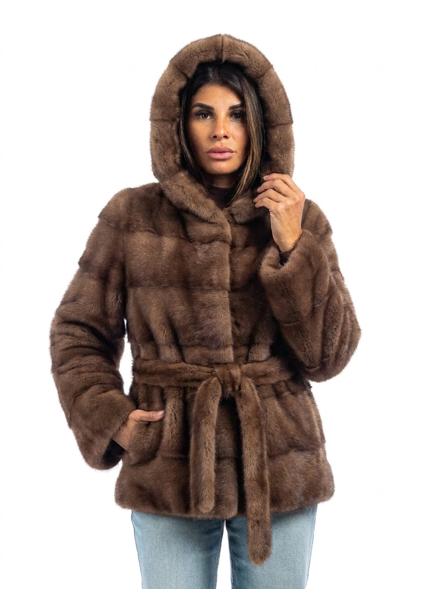 Giacca lunga in pelliccia di Visone demi buff con Cappuccio e cintura