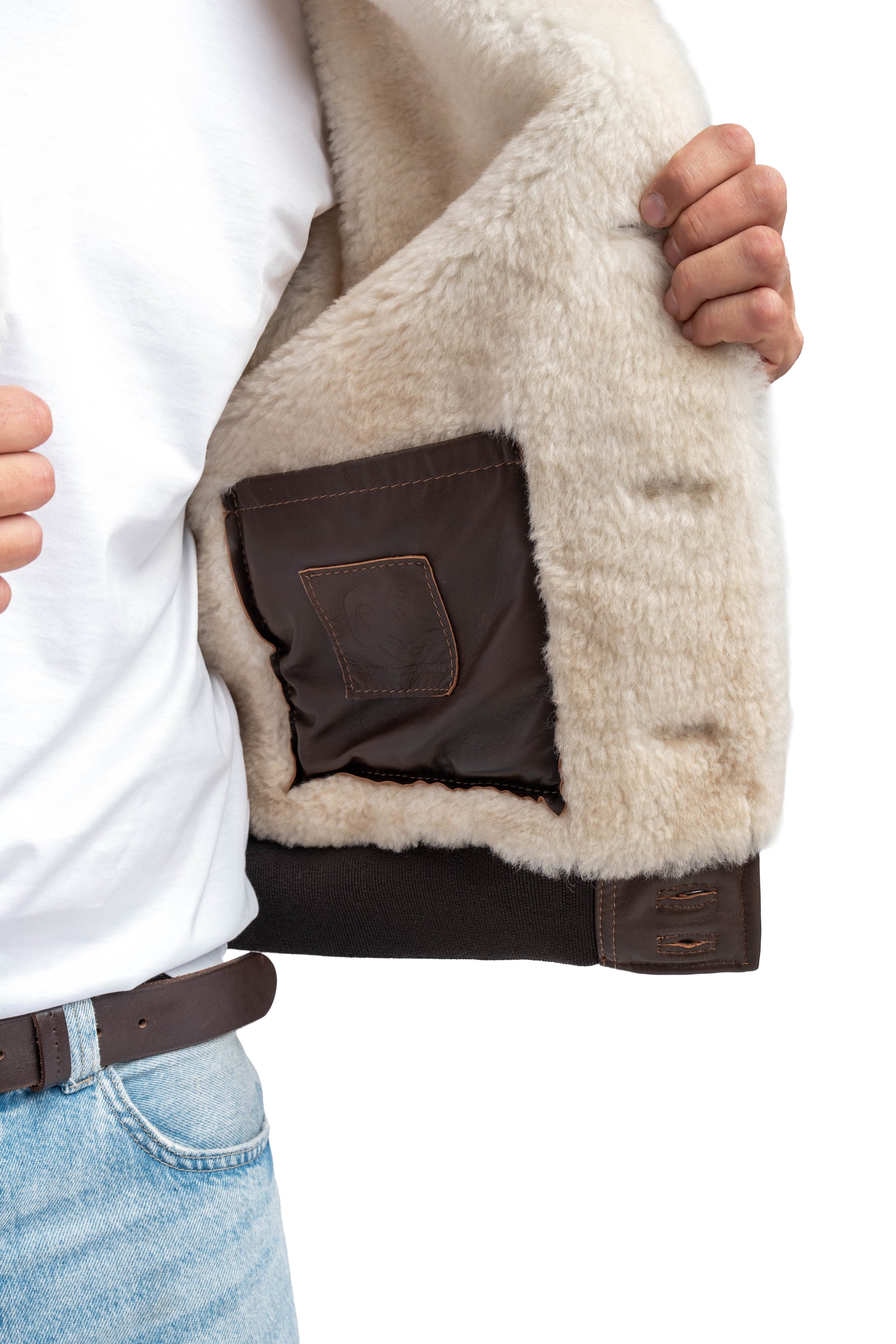 Bomber interamente in montone marrone pelo bianco VAST 2