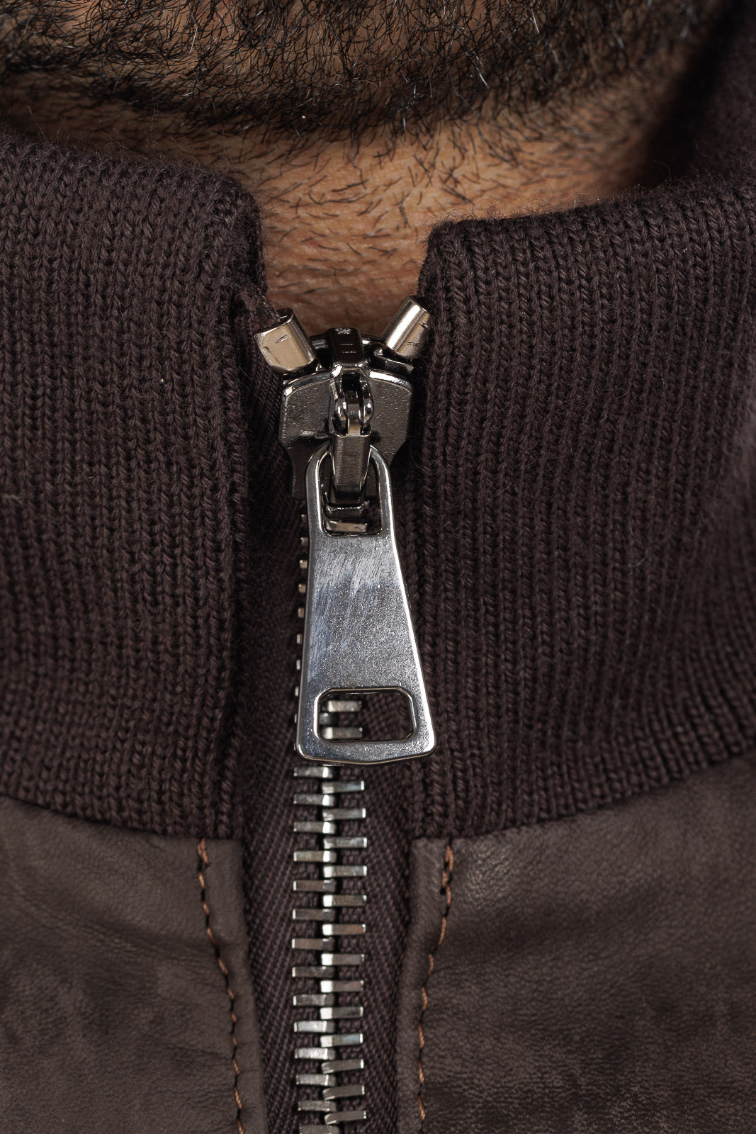 Bomber testa di moro in vera pelle con zip