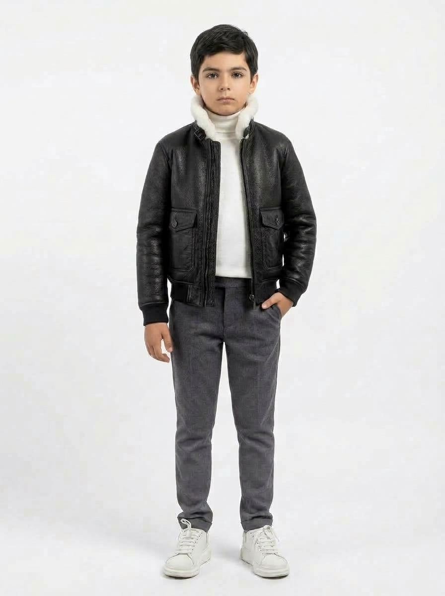 Bomber interamente in montone nero pelo bianco con zip VAST bambino